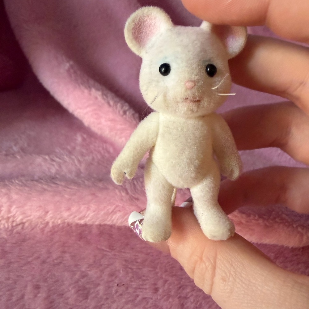 Vintage epoch calico critters white mouse - Picture 3 of 4